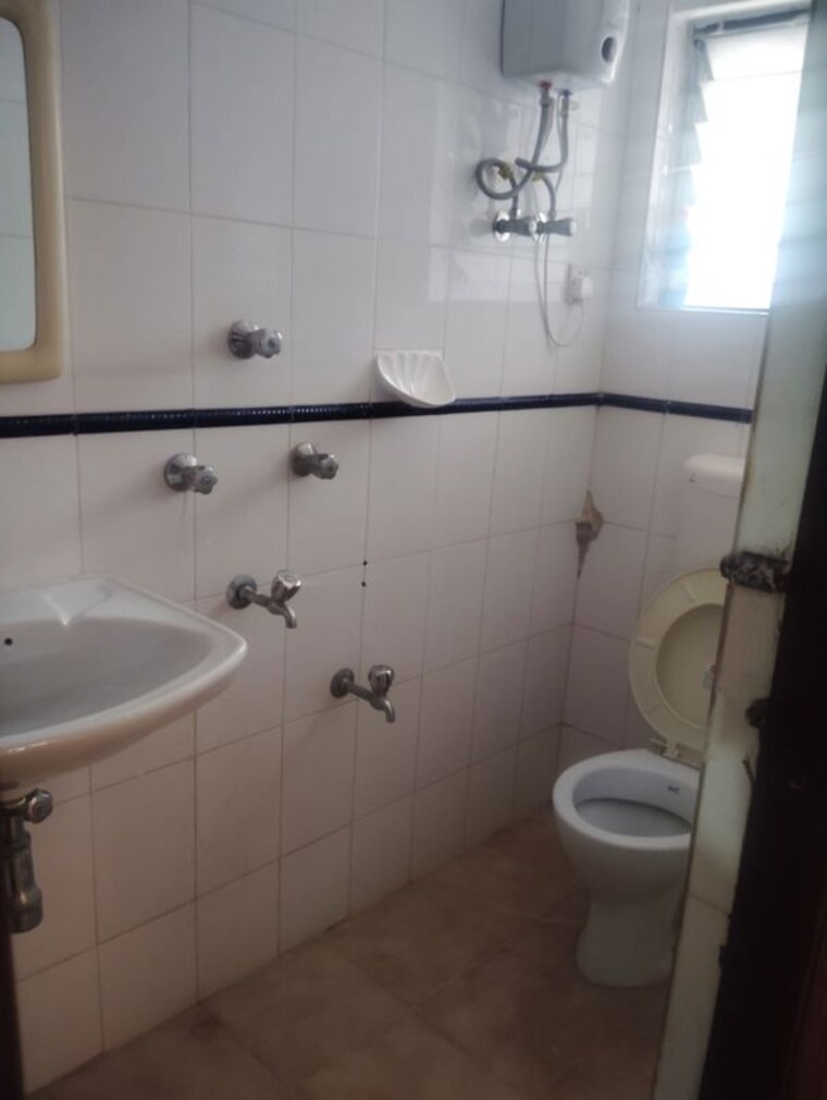 Bathroom, kadamba plateau 2 Bedroom 1000 Sq.Ft. Apartment In Kadamba Plateau Goa 10377502