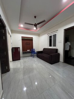 1 BHK + Pooja Room,Servant Room,Study Room,Extra Room,Basement,Store Room Apartment For Rent in Happy Homes Kondapur