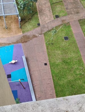 Swimming Pool in 1 BHK Apartment at Lodha Amara, Kolshet Road – for Rent