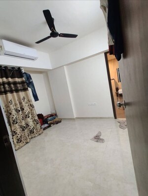 Team Area in 1 BHK Apartment at Lodha Amara, Kolshet Road – for Rent