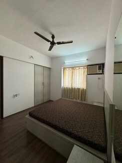 3 BHK + Pooja Room,Servant Room Apartment For Rent in Lodha Splendora
