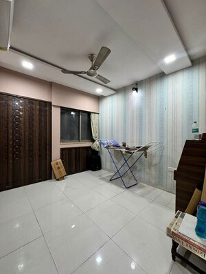 Team Area in 3 BHK Apartment at Lodha Splendora, Ghodbunder Road – for Sale