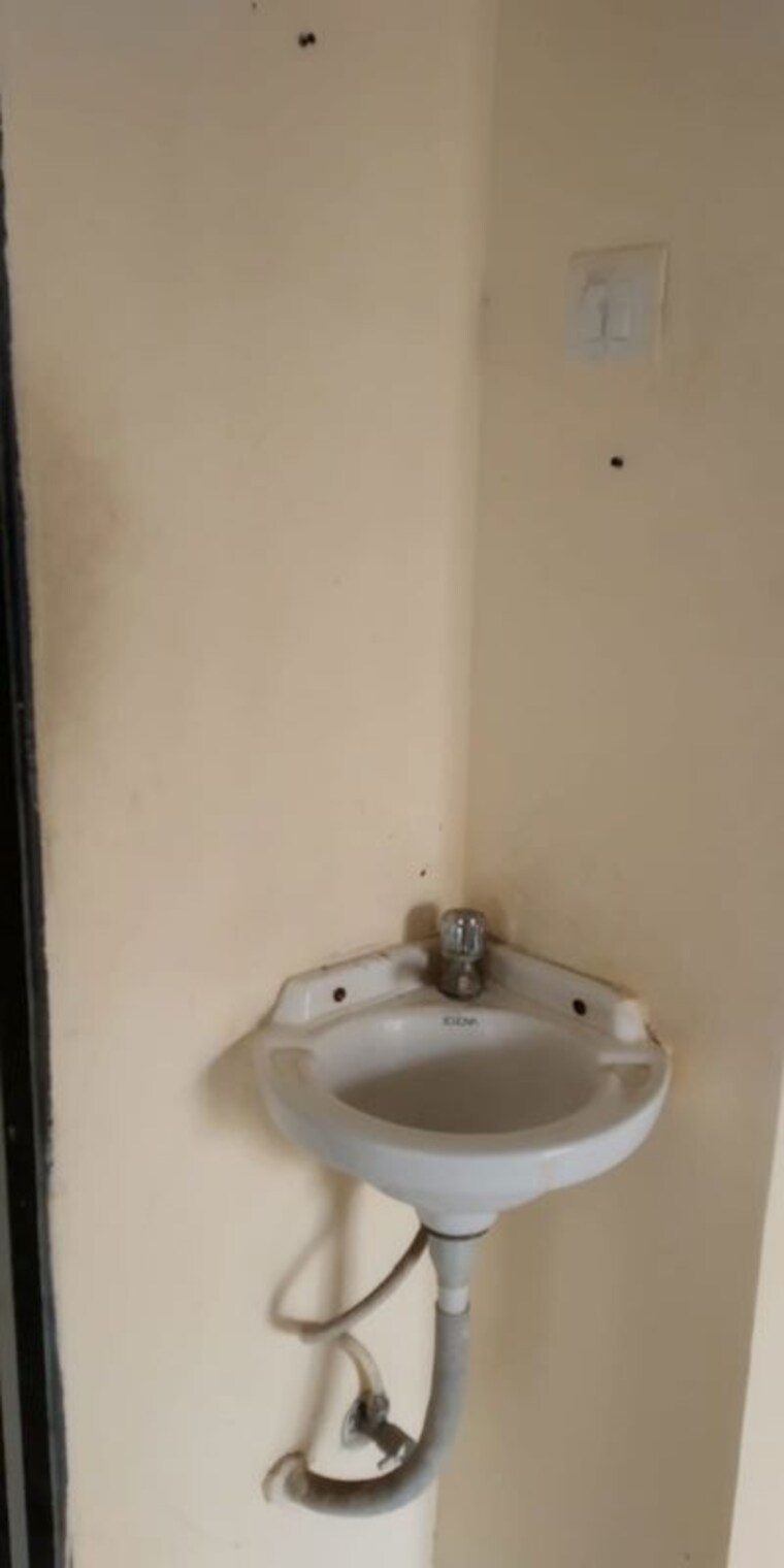 Bathroom, om-sai-heights-phase-ii 1 Bedroom 590 Sq.Ft. Apartment In Morya Nagar Palghar 10377557