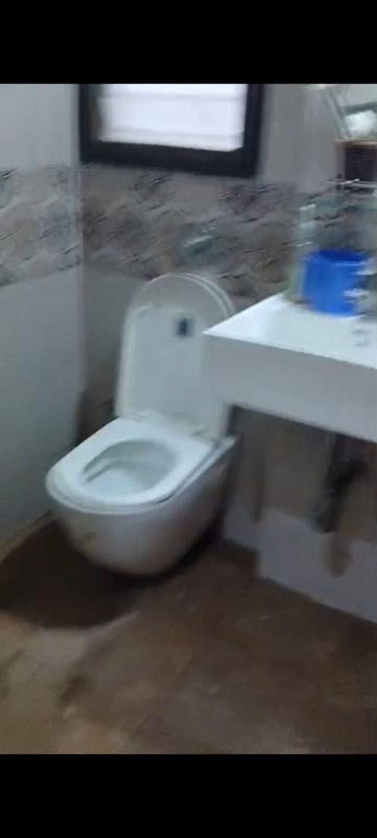 Bathroom, andheri east 2.5 Bedroom 780 Sq.Ft. Apartment In Andheri East Mumbai 10377566