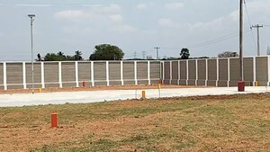  Plot For Sale in Ariyamangalam Area