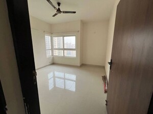 Room in 3.5 BHK Apartment at Adani M2K Oyster Grande, Sector 102 – for Sale