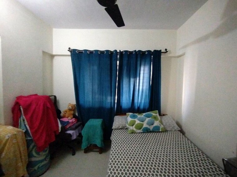 Bedroom, nirmal-lifestyle-residency-chs-ltd 2 Bedroom 900 Sq.Ft. Apartment In Mulund West Mumbai 10377570