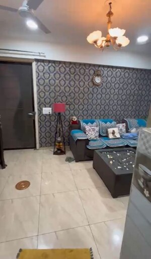 Team Area in 2 BHK Apartment at Gaur Atulyam, Omicron I Greater Noida – for Rent