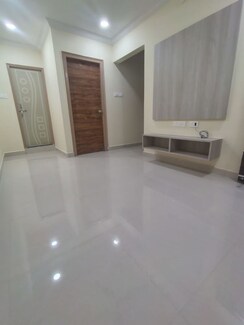 1 BHK + Pooja Room,Servant Room,Study Room,Extra Room,Basement,Store Room Apartment For Rent in Hari Priya Kondapur