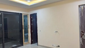 Room in 3 BHK Builder Floor at Sector 14 – for Sale