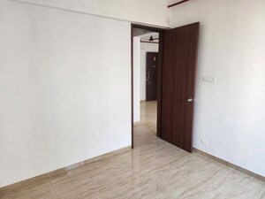 Room in 2.5 BHK Apartment at VTP Belair, Mahalunge – for Rent