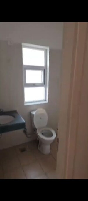 Bathroom in 4 BHK Builder Floor at BPTP Park 81, Sector 81 – for Rent