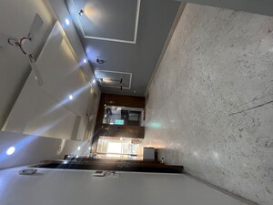 Furnished Amenities in 3 BHK Builder Floor at Vikas Puri – for Sale