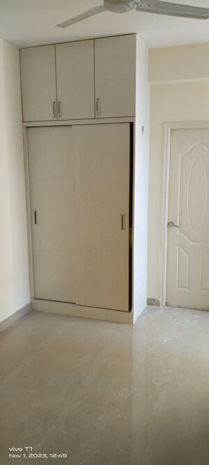 Room in 2 BHK Apartment at Shree Vardhman Mantra, Sector 67 – for Sale