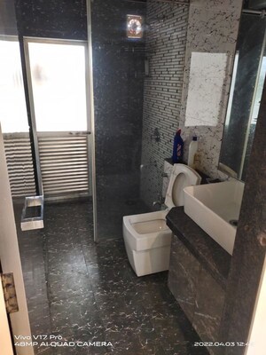 Bathroom in 2.5 BHK Apartment at L And T Seawoods Residences, Seawoods – for Rent