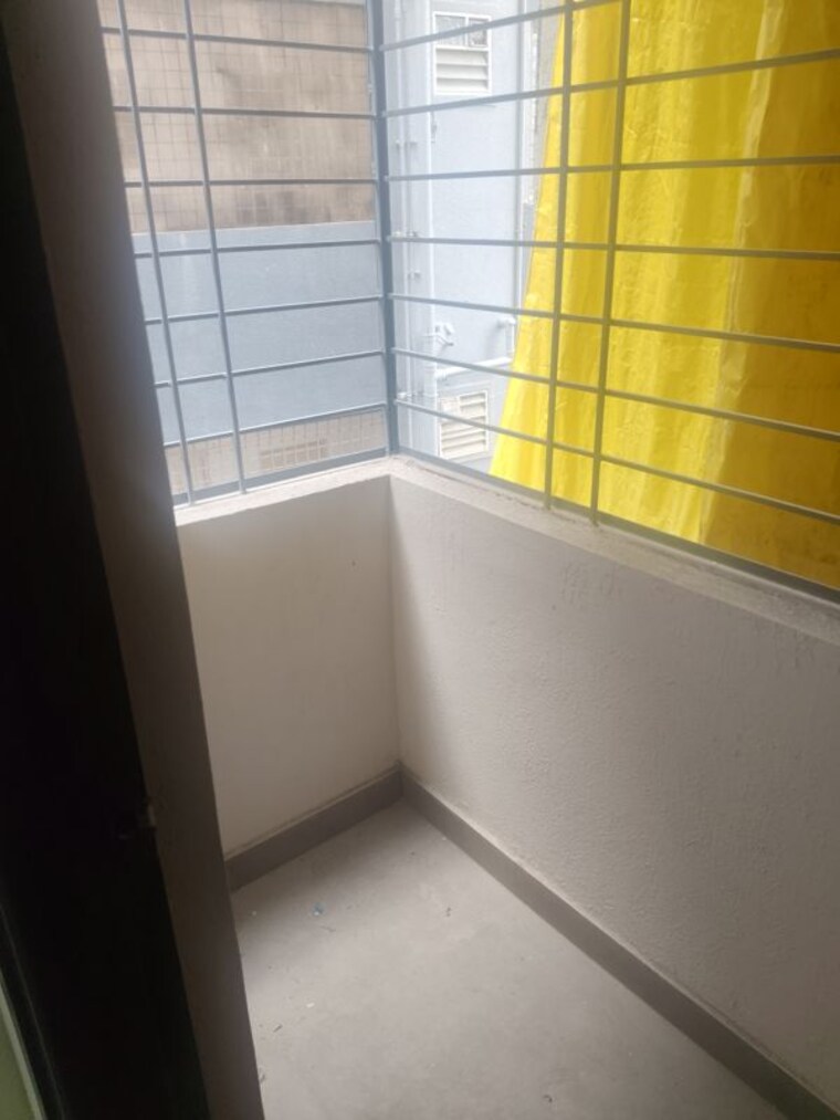 Balcony, keerthana-residency 1 Bedroom 550 Sq.Ft. Apartment In Kadubeesanahalli Bangalore 10377657
