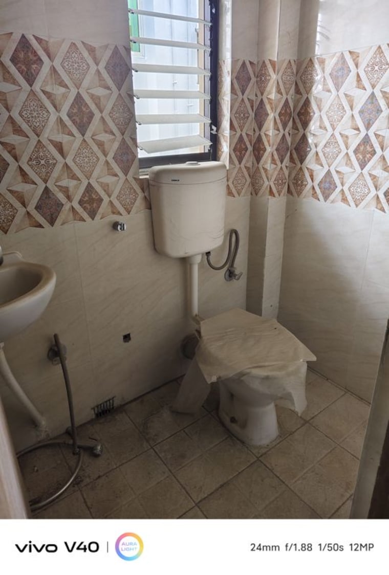 Bathroom, nayabad 2 Bedroom 795 Sq.Ft. Builder Floor In Nayabad Kolkata 10377649