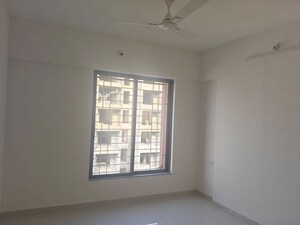 Room in 3 BHK Apartment at Nivasa Enchante, Lohgaon – for Rent