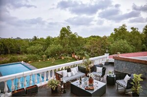 Parking in 4 BHK Villa at Assagao – for Sale