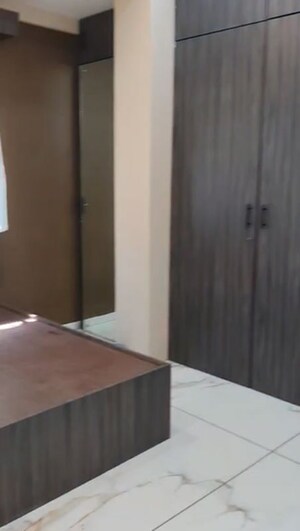 Bedroom in 3 BHK Apartment at Mahesh Kutir, Chembur – for Rent