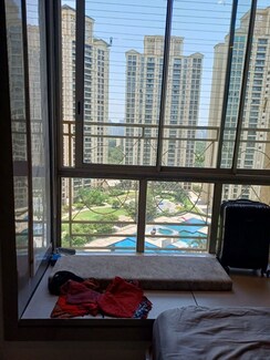 2 BHK Apartment For Sale in One Hiranandani Park