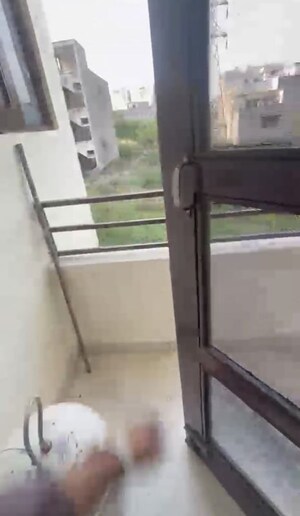 Balcony in 2 BHK Builder Floor at Ghazipur – for Rent