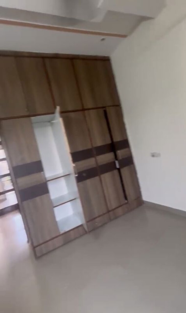 Room, ghazipur 2 Bedroom 900 Sq.Ft. Builder Floor In Ghazipur Zirakpur 10377747
