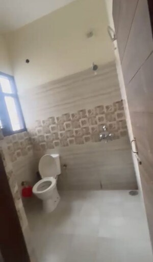 Bathroom in 2 BHK Builder Floor at Ghazipur – for Rent