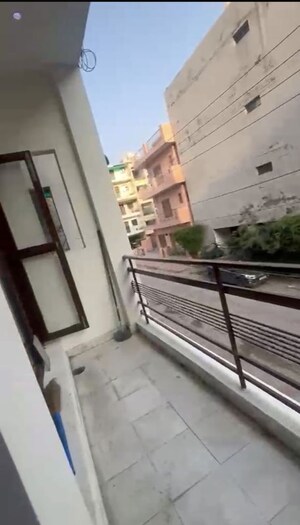 Balcony in 2 BHK Builder Floor at Ghazipur – for Rent