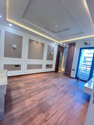 Parking in 3 BHK Builder Floor at Fidato Honour Homes, Sector 89 – for Sale