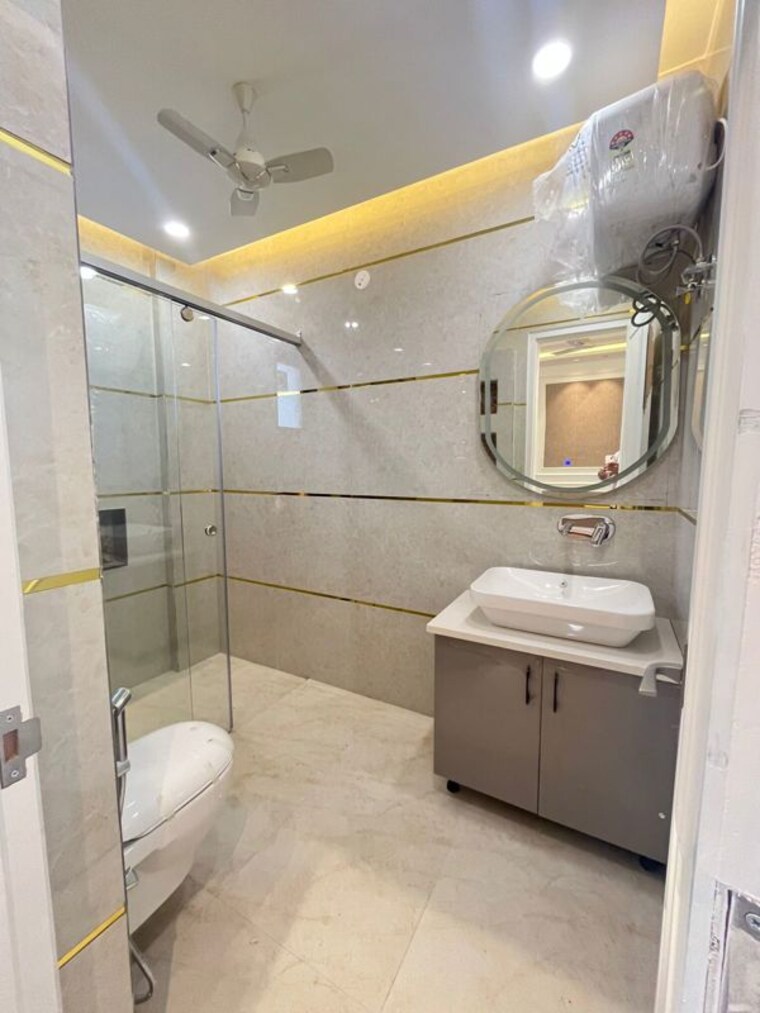 Bathroom, fidato-honour-homes 3 Bedroom 830 Sq.Ft. Builder Floor In Sector 89 Faridabad 10377742