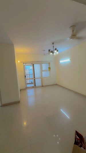 Room in 3 BHK Apartment at BPTP Parklands, Sector 76 – for Rent