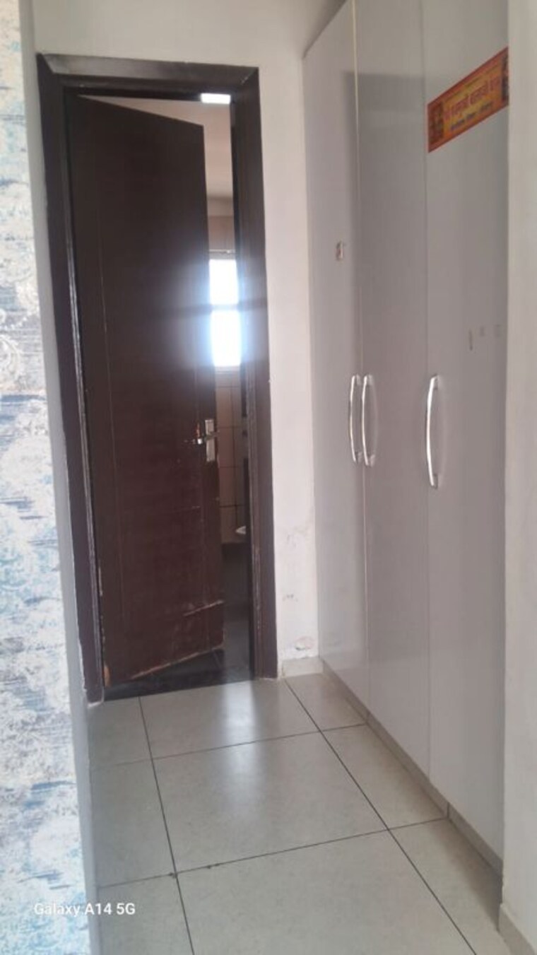 Bathroom, motiaz-royal-citi 3 Bedroom 1910 Sq.Ft. Apartment In Ambala Highway Zirakpur 10377765