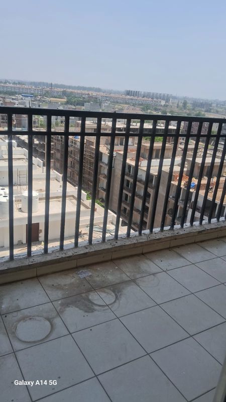 3 BHK + Pooja Room Apartment For Rent in Motiaz Royal Citi