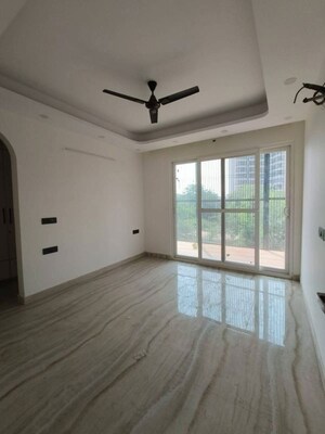 Room in 3 BHK Apartment at Bestech Park View Spa Next, Sector 67 – for Sale