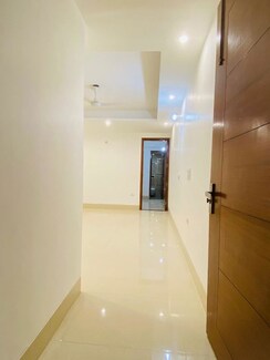 1 BHK Builder Floor For Rent in Saket