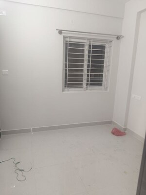 Room in 1 BHK Apartment at Adithya Nilaya, Kadubeesanahalli – for Rent