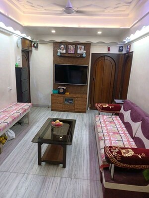 Living Room in 2 BHK Apartment at Om Nivas LBS, Lbs Marg – for Rent