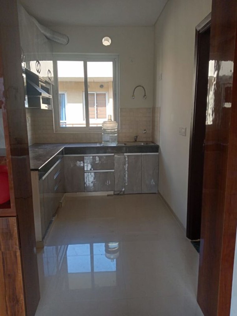 Kitchen, bptp-parkland-pride 3 Bedroom 190 Sq.Yd. Builder Floor In Sector 77 Faridabad 10377838