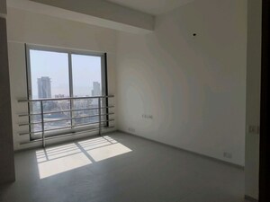 Room in 4 BHK Apartment at Mahalaxmi Arch, Mahalaxmi – for Rent