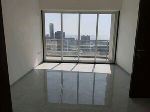 Room in 4 BHK Apartment at Mahalaxmi Arch, Mahalaxmi – for Rent