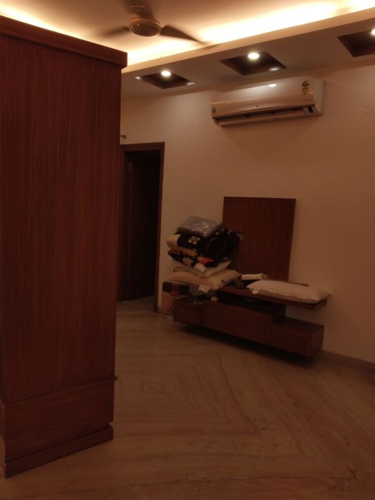 Living Room, sarita vihar 3 Bedroom 1950 Sq.Ft. Builder Floor In Sarita Vihar Delhi 10377832