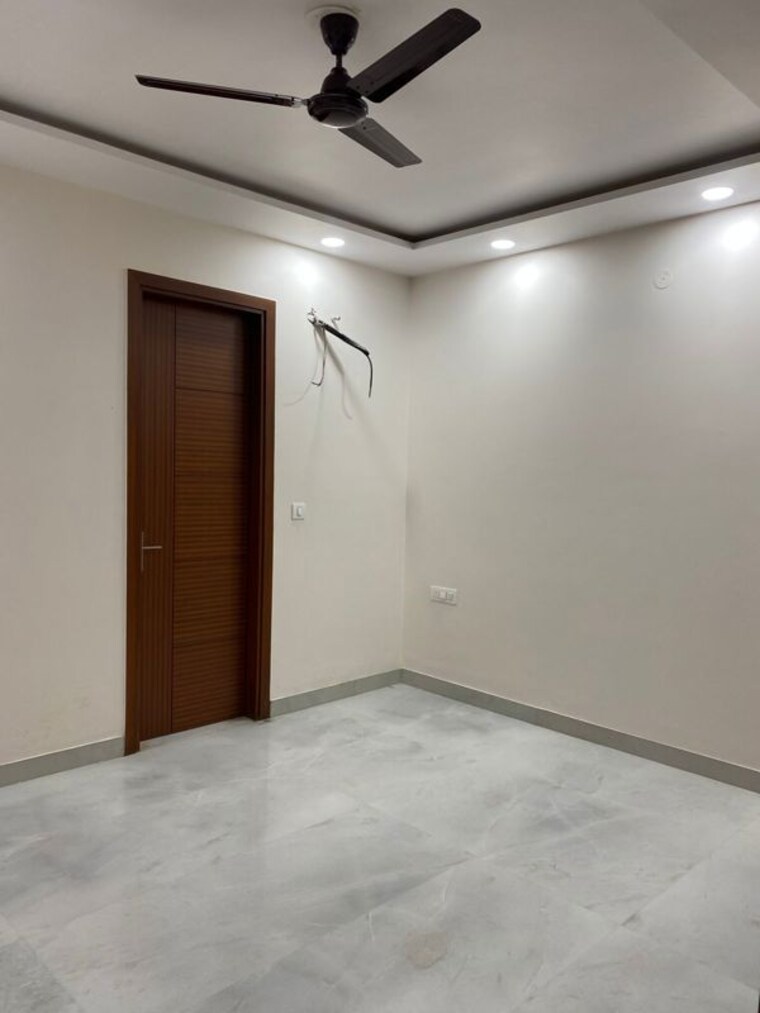 Room, vikas puri 3 Bedroom 1250 Sq.Ft. Apartment In Vikas Puri Delhi 10377855