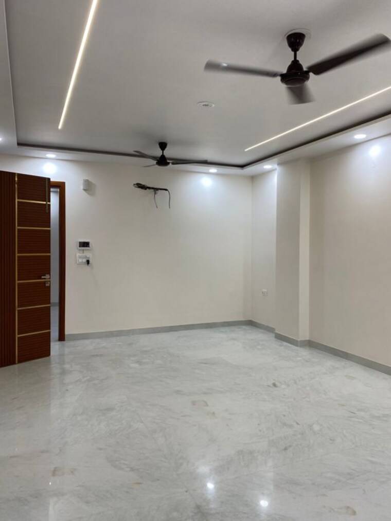Room, vikas puri 3 Bedroom 1250 Sq.Ft. Apartment In Vikas Puri Delhi 10377855