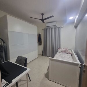 Bedroom in 2 BHK Apartment at Poddar Spraha Diamond, Chembur – for Rent
