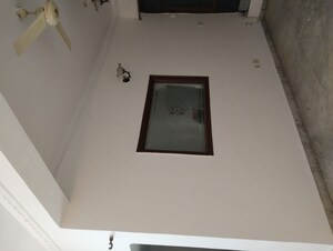 Furnished Amenities in 3 BHK Apartment at Sunrise Apartments Faridabad, Sector 45 – for Sale