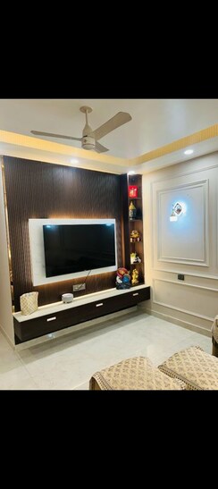 3 BHK + Pooja Room,Extra Room Builder Floor For Sale in Bathola
