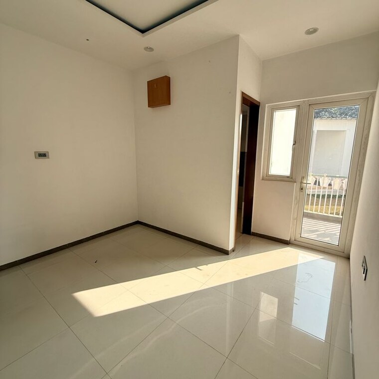 Room, emaar-gurgaon-greens 3 Bedroom 1650 Sq.Ft. Apartment In Sector 102 Gurgaon 10377929