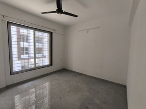 Room in 3 BHK Apartment at Ajmera Housing Society, Pimpri – for Rent