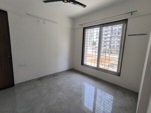Room in 3 BHK Apartment at Ajmera Housing Society, Pimpri – for Rent
